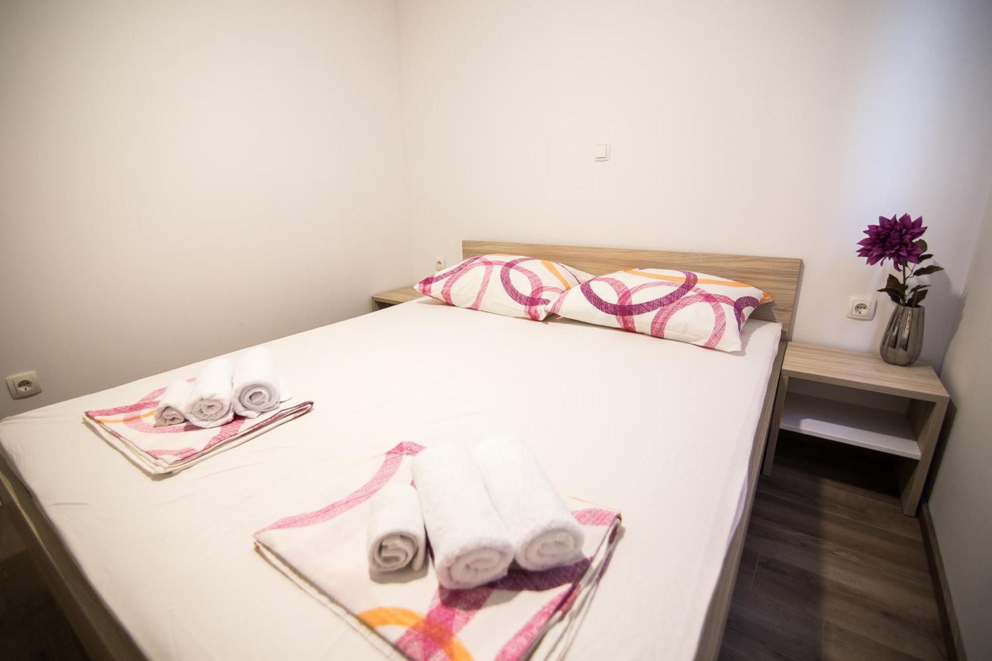 Luxury Mobile Homes Liza Biograd Na Moru Esterno foto