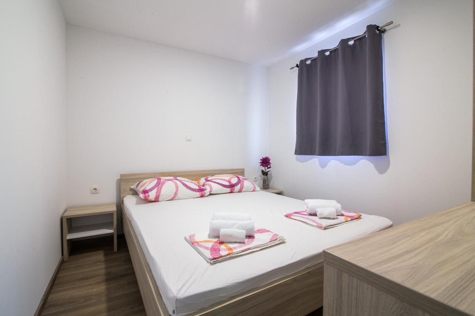 Luxury Mobile Homes Liza Biograd Na Moru Esterno foto